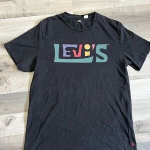 Levi's Multicolor Logo Black Tee